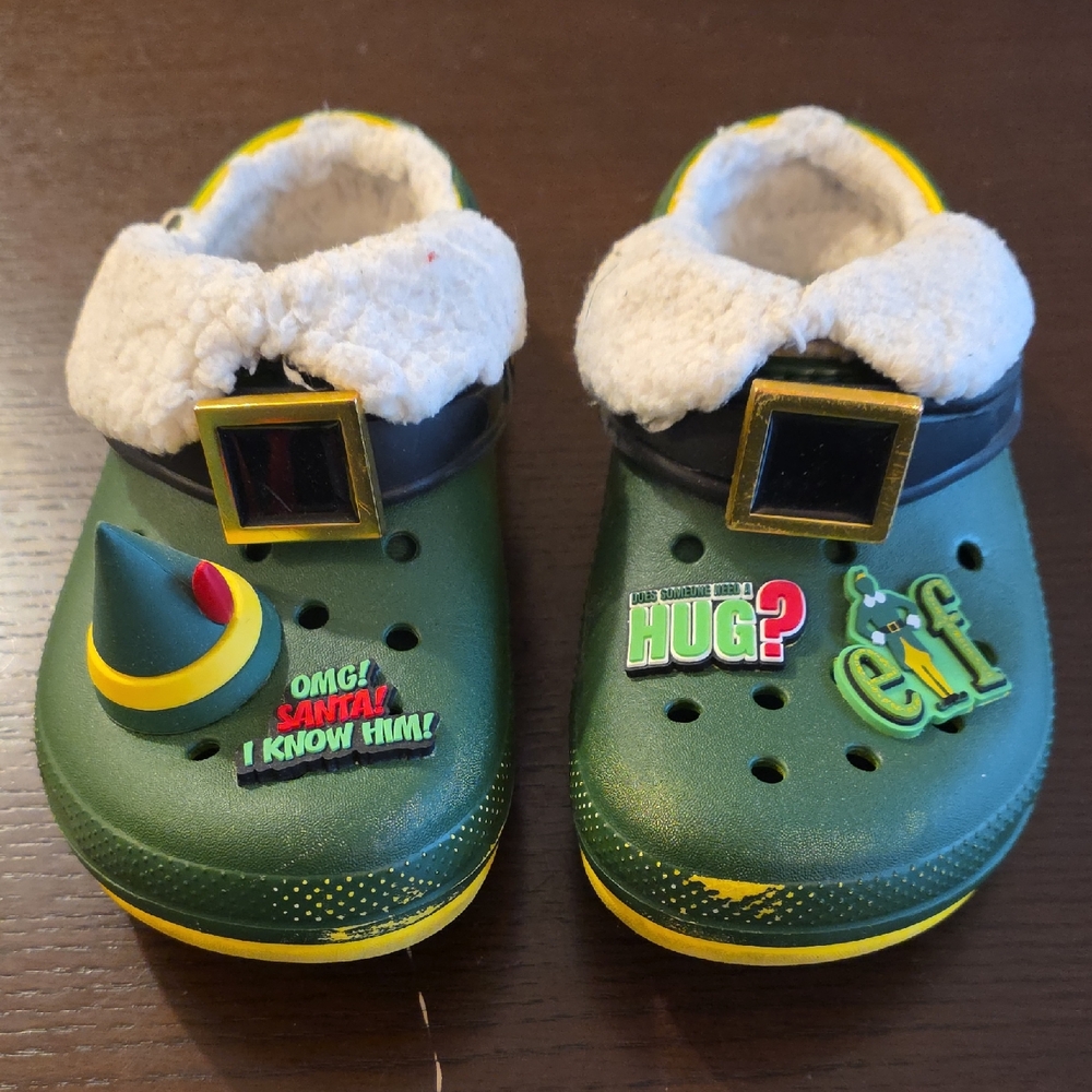 CROCS Buddy the Elf Limited Edition, Girls Size J2